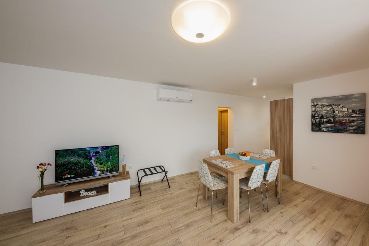 Apartments Mare 特罗吉尔 外观 照片